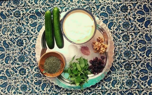 طرز تهیه آبدوغ خیار مجلسی 1